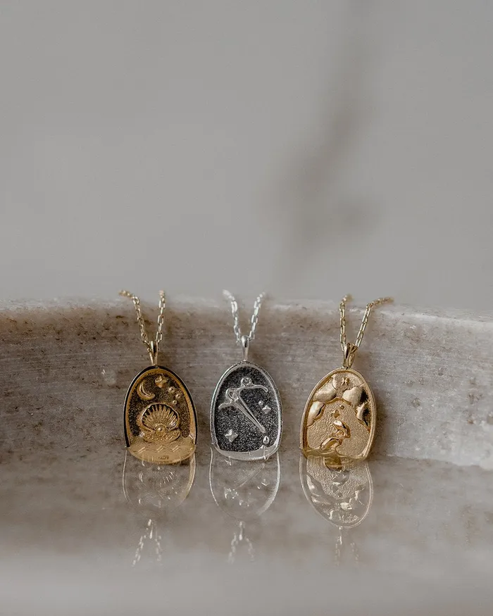Necklaces WellDunn Scorpio Zodiac Necklace