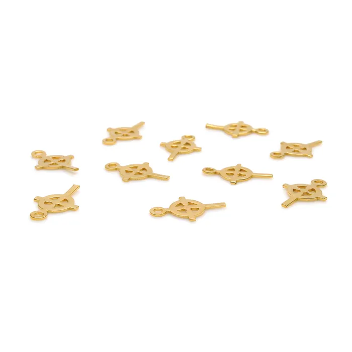 Charm Necklaces GemMartUSA Celtic Cross Shape Laser Finding Gold Plated 18x11mm Charm For Bracelets Pendants Charm Necklaces GemMartUSA Celtic Cross Shape Laser Finding Gold Plated 18x11mm Charm For Bracelets Pendants